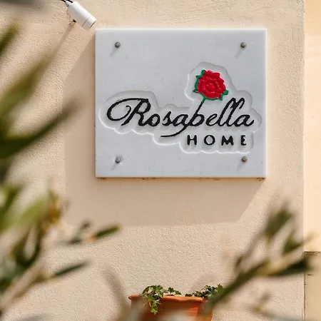 Διαμέρισμα Rosabella *