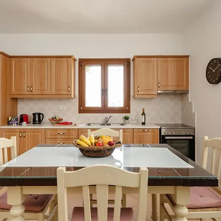 Rosabella * Naxos City