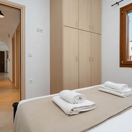 Rosabella * Naxos City